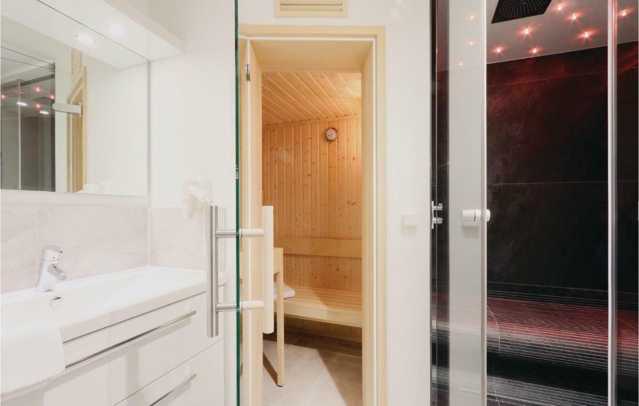 Nice Apartment In Luebeck Travemuende With Sauna Lübeck Exterior foto